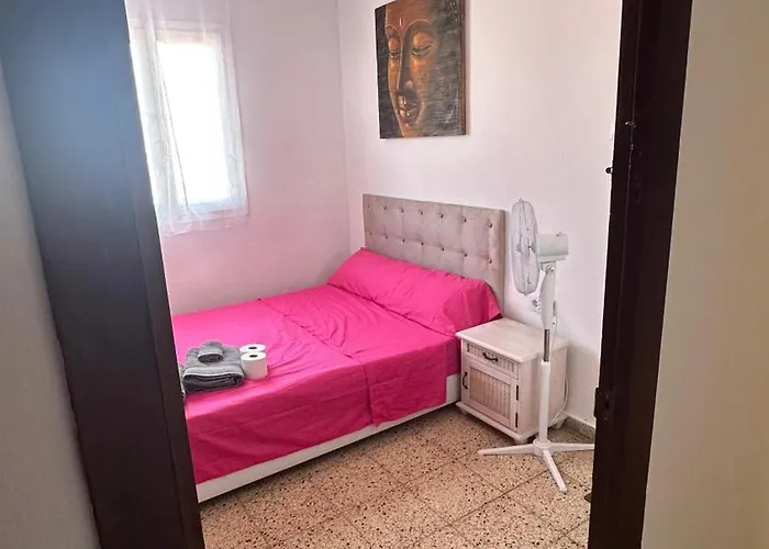Emi Valencia